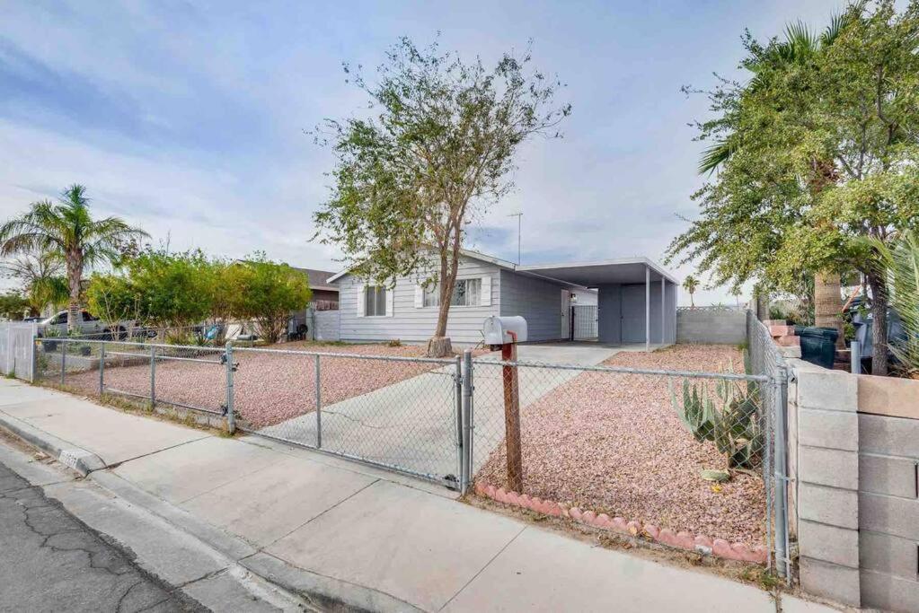 Cozy Home! 16 Min Away From Strip And Fremont Las Vegas